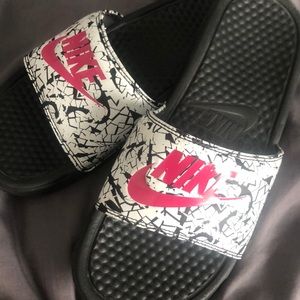 Nike slides